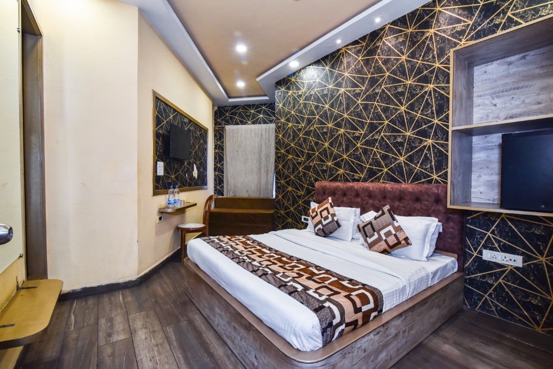 best hotel near golden temple amritsar