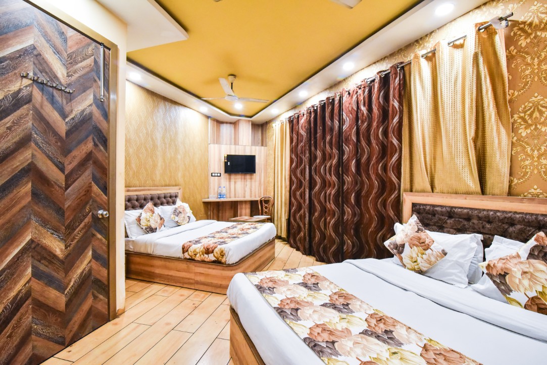 Luxury stay near golden temple