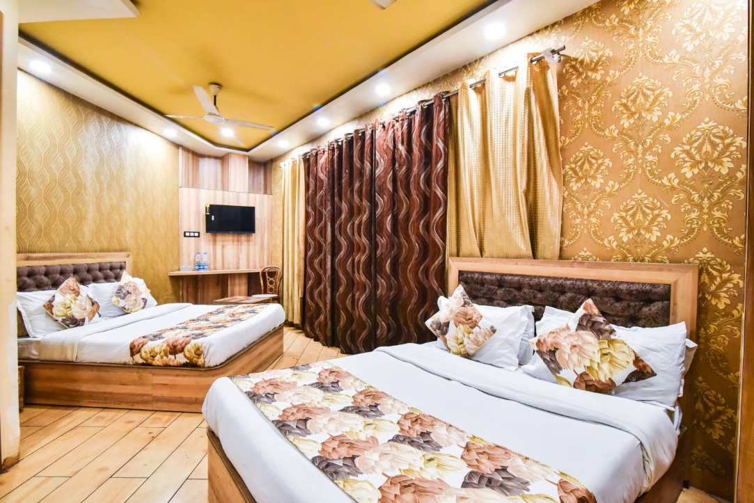 Luxury stay near golden temple