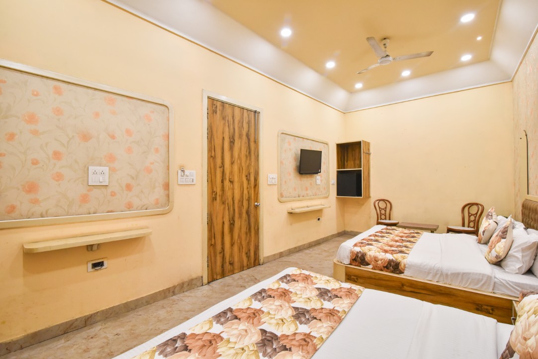 Luxury stay near golden temple