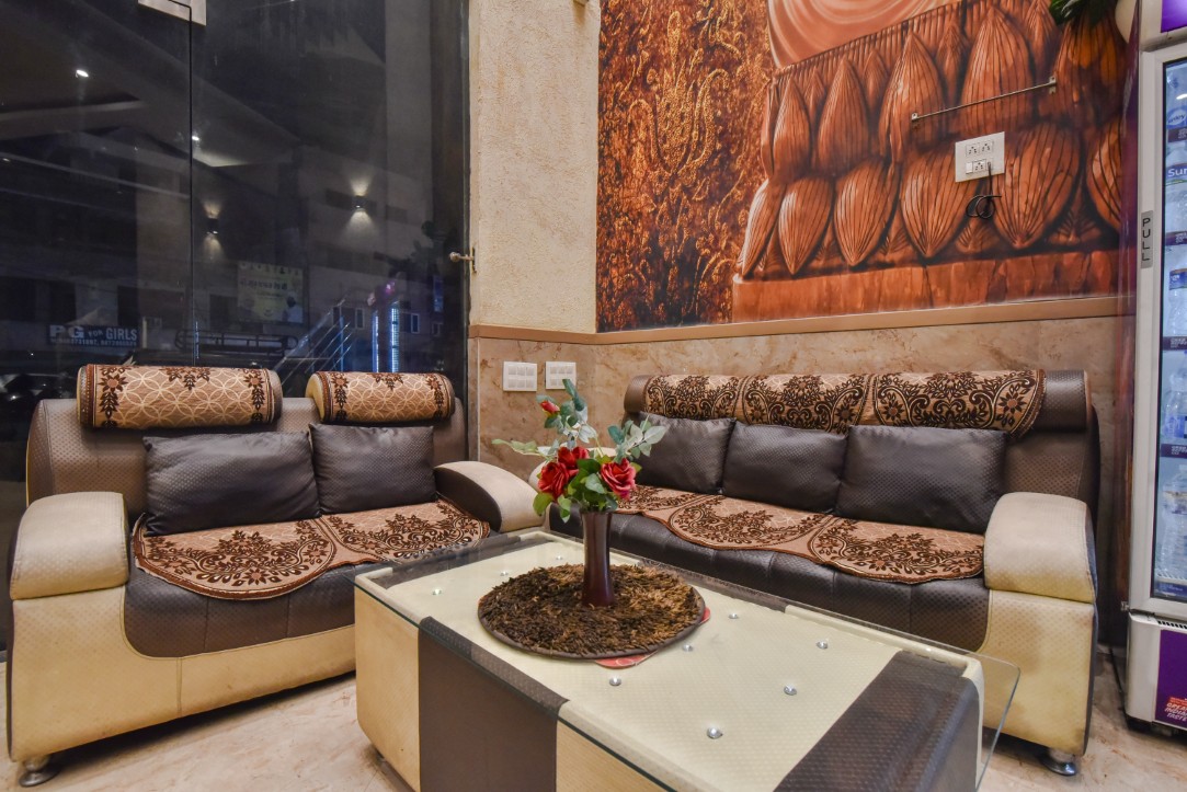 Hotel Dollar 98, Amritsar