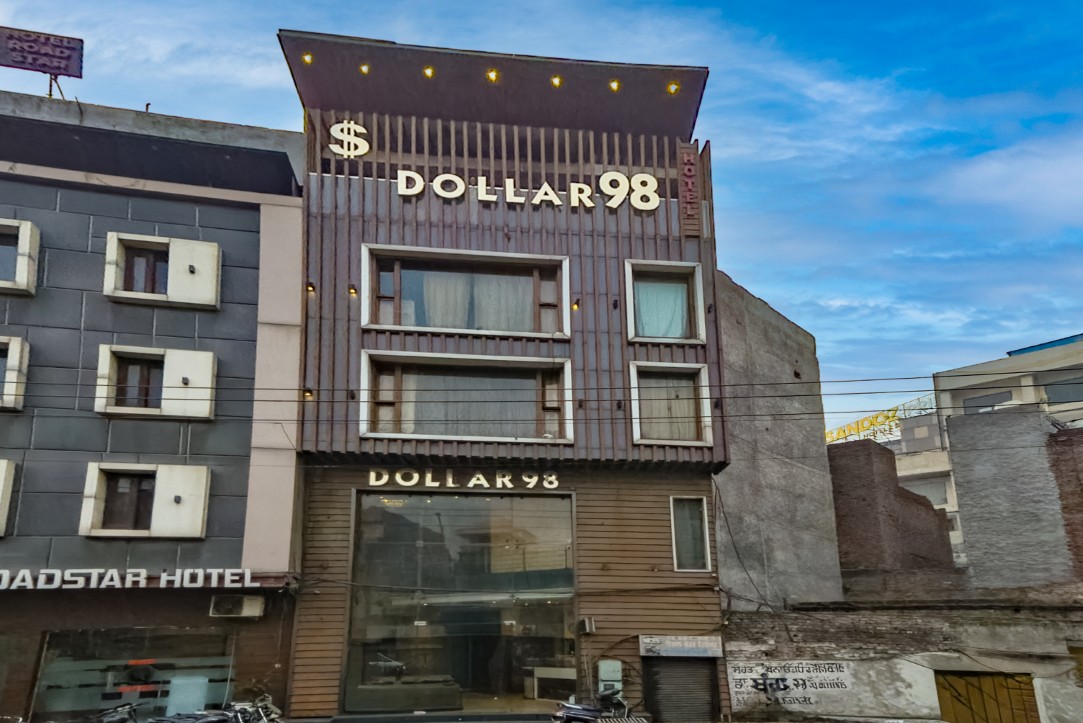 best hotel near golden temple amritsar